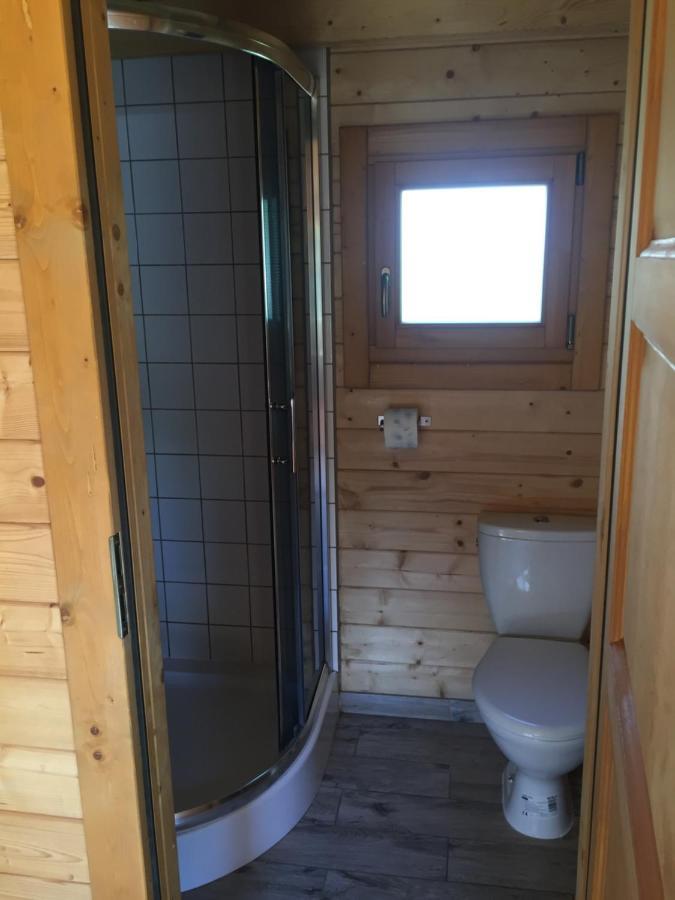 Pokoje I Domki Letniskowe Bros Dziwnów エクステリア 写真